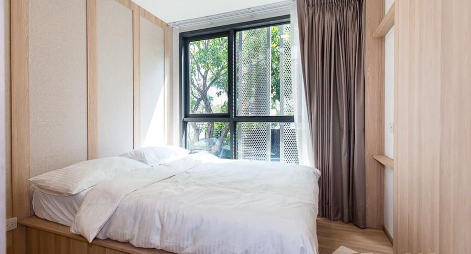 For rent 2 bedrooms condo in Watthana, Bangkok