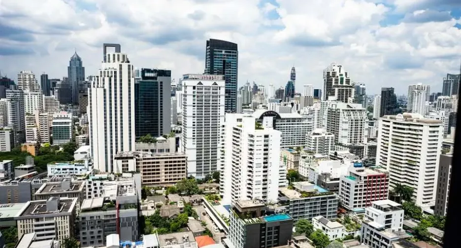 For rent 1 bed condo in Khlong Toei, Bangkok