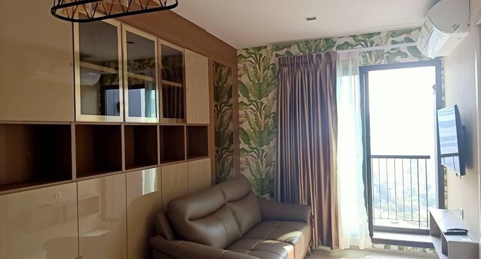For rent 2 bedrooms condo in Pathum Wan, Bangkok