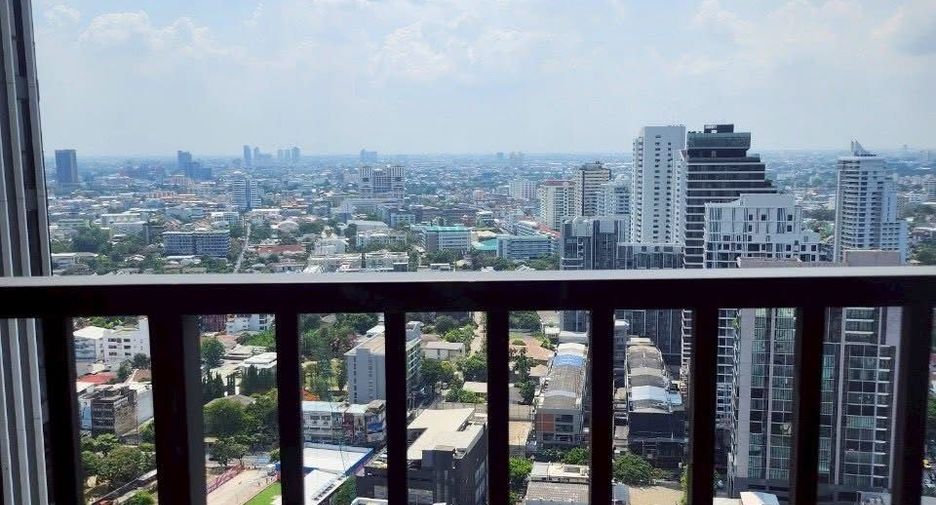 À louer 1 chambre condo à Watthana, Bangkok