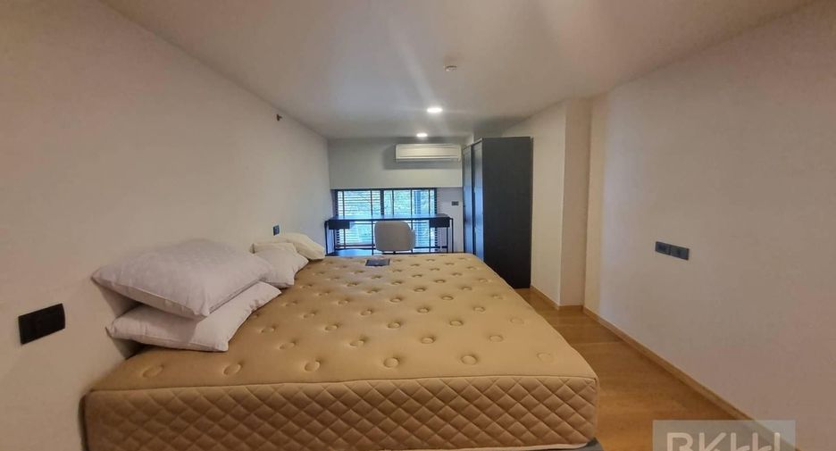 Apartamento en alquiler de 3 habitaciones en Watthana, Bangkok