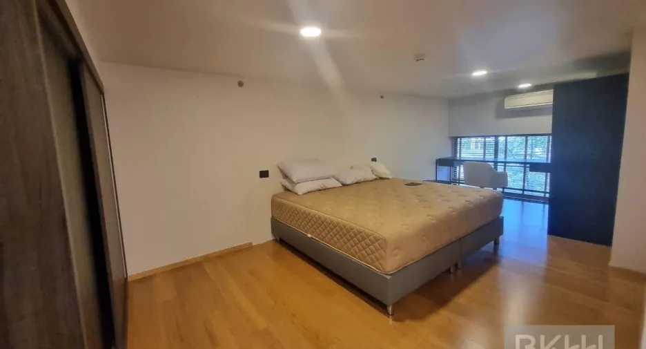 Apartamento en alquiler de 3 habitaciones en Watthana, Bangkok