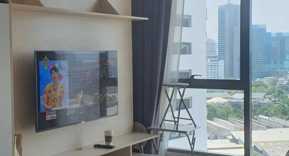 For rent 1 bed condo in Khlong Toei, Bangkok