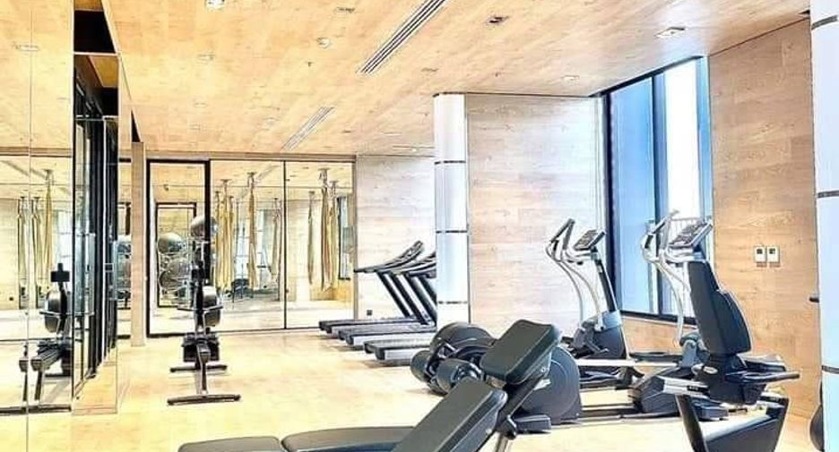 For rent 2 bedrooms condo in Watthana, Bangkok
