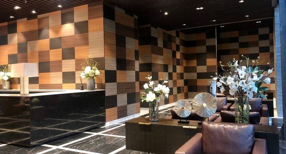 For rent 2 bedrooms condo in Watthana, Bangkok