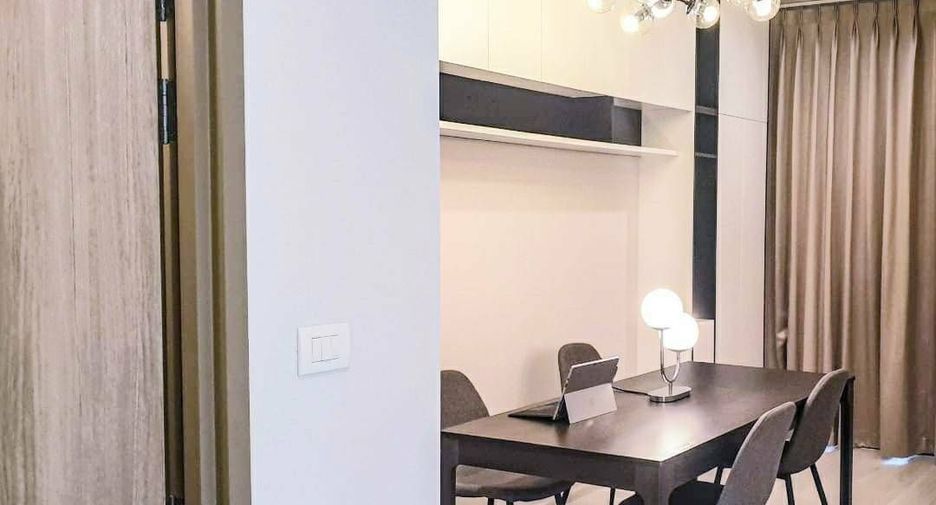 Wohnung zur Miete mit 1 Zimmer in Pathum Wan, Bangkok