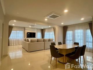 出租 4 卧室 独立屋 在 Bang Phli, Samut Prakan