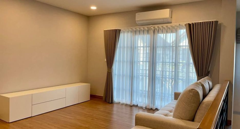 For rent 4 bedrooms house in Bang Phli, Samut Prakan