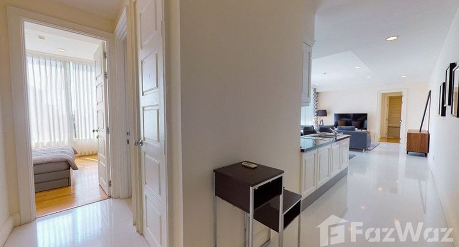 For rent 2 bedrooms condo in Watthana, Bangkok