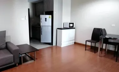 À louer 1 chambre condo à Huai Khwang, Bangkok