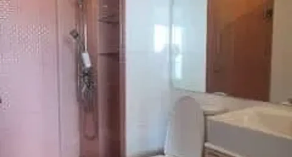 À louer 1 chambre condo à Bang Na, Bangkok