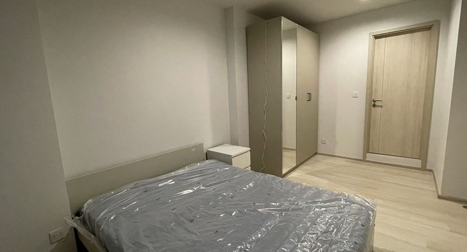 For rent 2 bedrooms condo in Pathum Wan, Bangkok