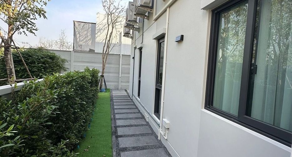 Casa en alquiler de 4 habitaciones en Bang Phli, Samut Prakan