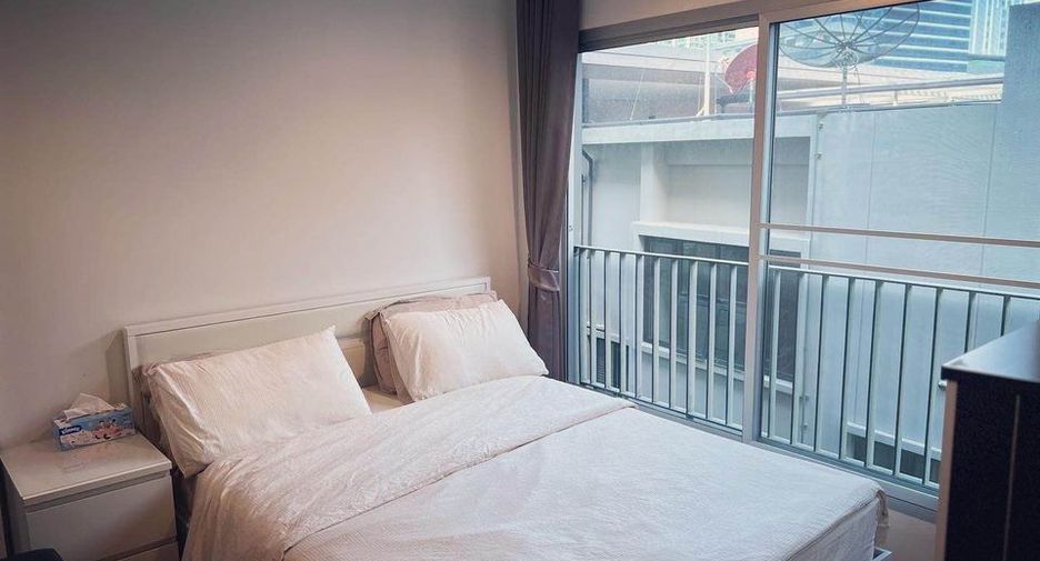 Condo en alquiler de 1 habitaciones en Khlong Toei, Bangkok
