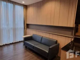 出租 1 卧室 公寓 在 Huai Khwang, 曼谷