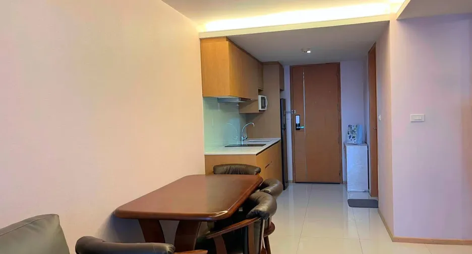 À louer 1 chambre condo à Khlong Toei, Bangkok