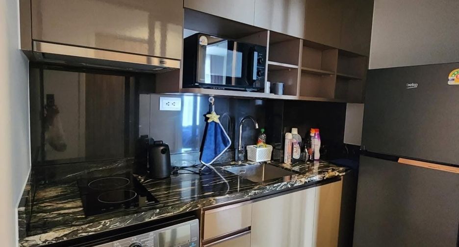 For rent 1 bed condo in Khlong Toei, Bangkok