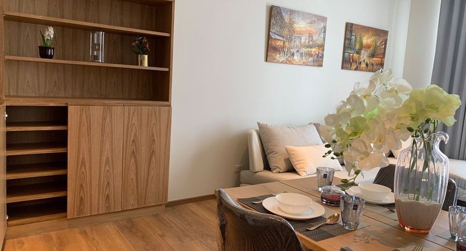 For rent 2 bedrooms condo in Khlong Toei, Bangkok