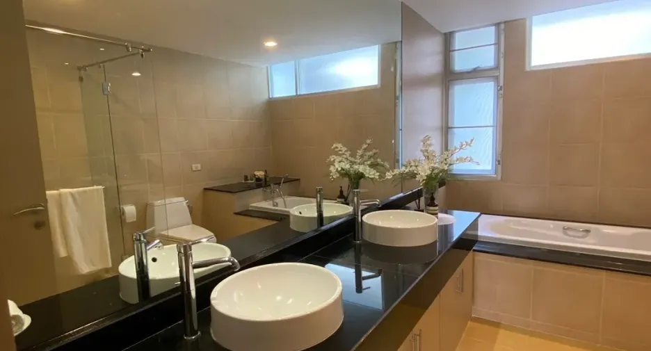 Apartment zur Miete mit 2 Zimmer in Watthana, Bangkok