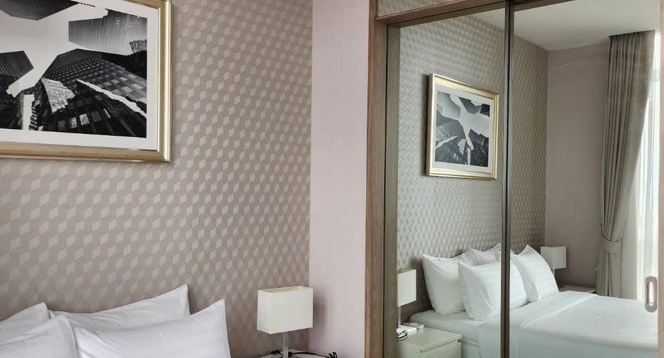 For rent 2 bedrooms condo in Khlong Toei, Bangkok