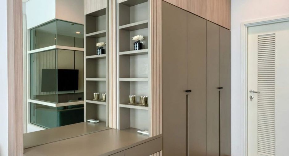For rent 1 bed condo in Watthana, Bangkok