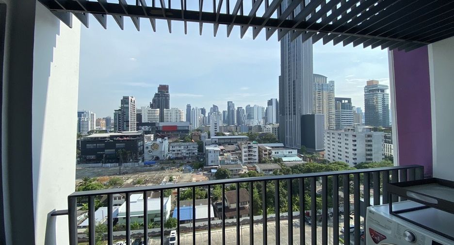 For rent 1 bed condo in Watthana, Bangkok