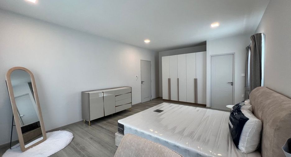 Haus zur Miete mit 3 Zimmer in Bang Phli, Samut Prakan