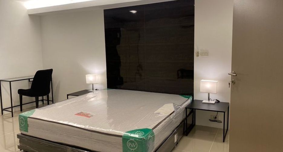 ให้เช่า 2 ห้องนอน คอนโด ใน คลองเตย, กรุงเทพฯ