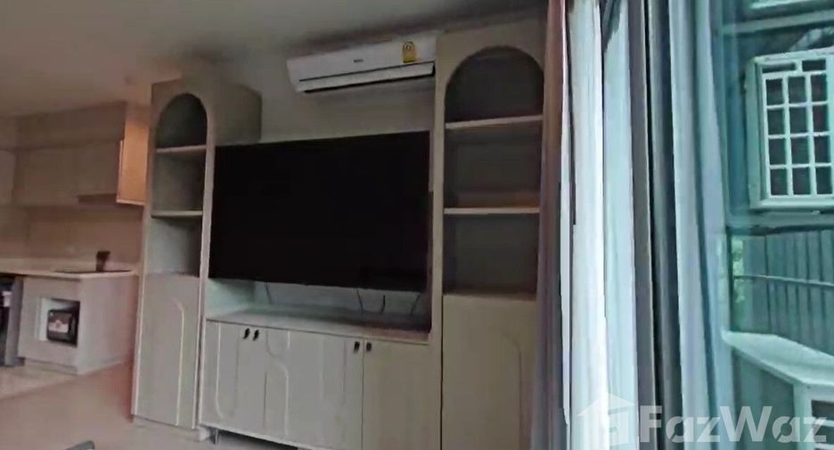 For rent 2 bedrooms condo in Pathum Wan, Bangkok