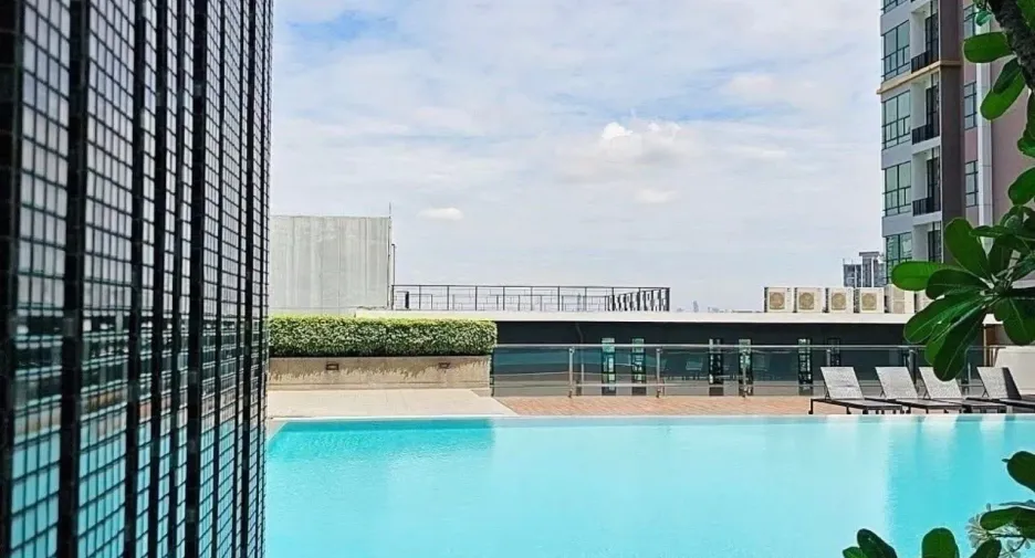 À louer 1 chambre condo à Bang Na, Bangkok