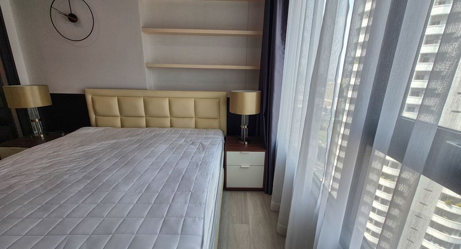 For rent 1 bed condo in Pathum Wan, Bangkok