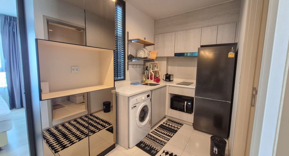 For rent 1 bed condo in Pathum Wan, Bangkok