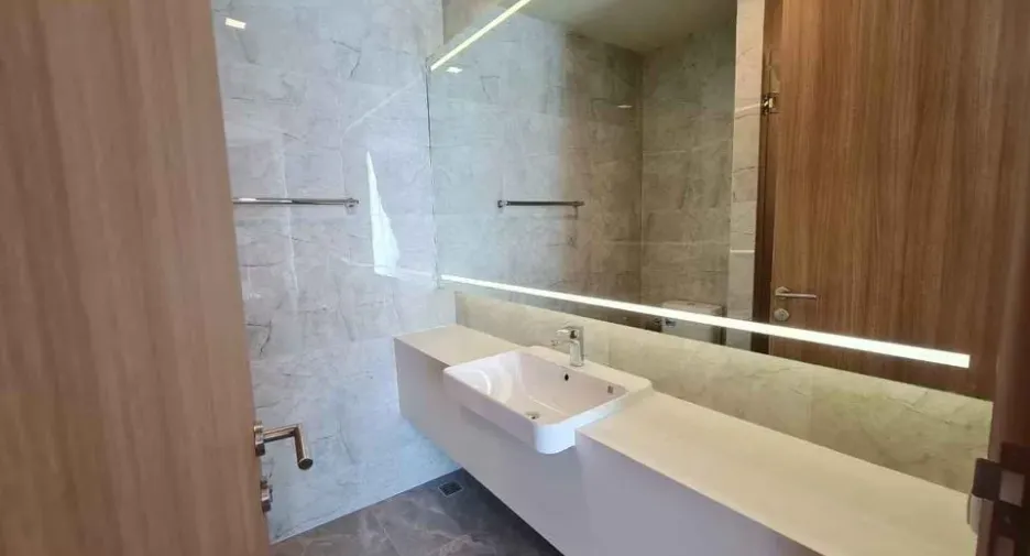 Аренда 1 кровать кондо в Щаттхана, Бангкок
