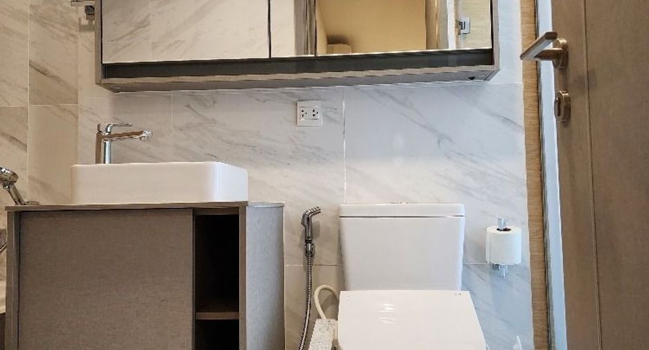 Condo en alquiler de 2 habitaciones en Watthana, Bangkok