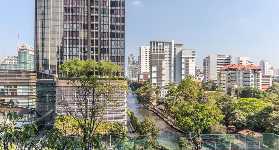 For rent 1 bed condo in Watthana, Bangkok