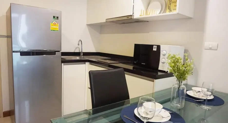 For rent 1 bed condo in Watthana, Bangkok