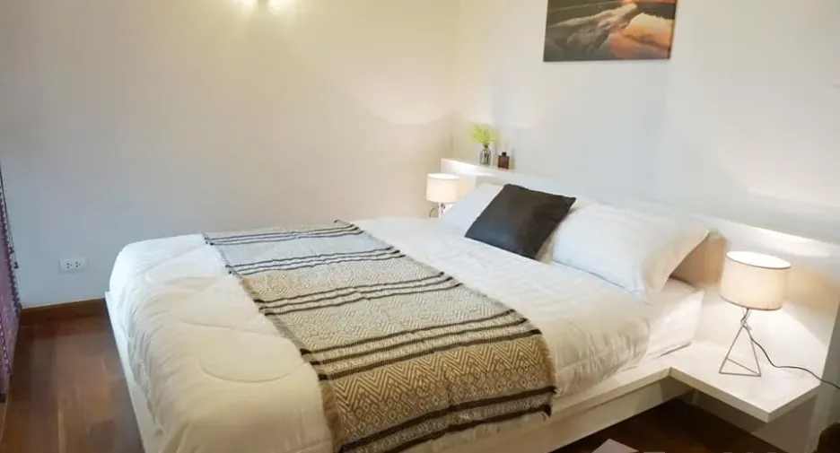 For rent 1 bed condo in Watthana, Bangkok