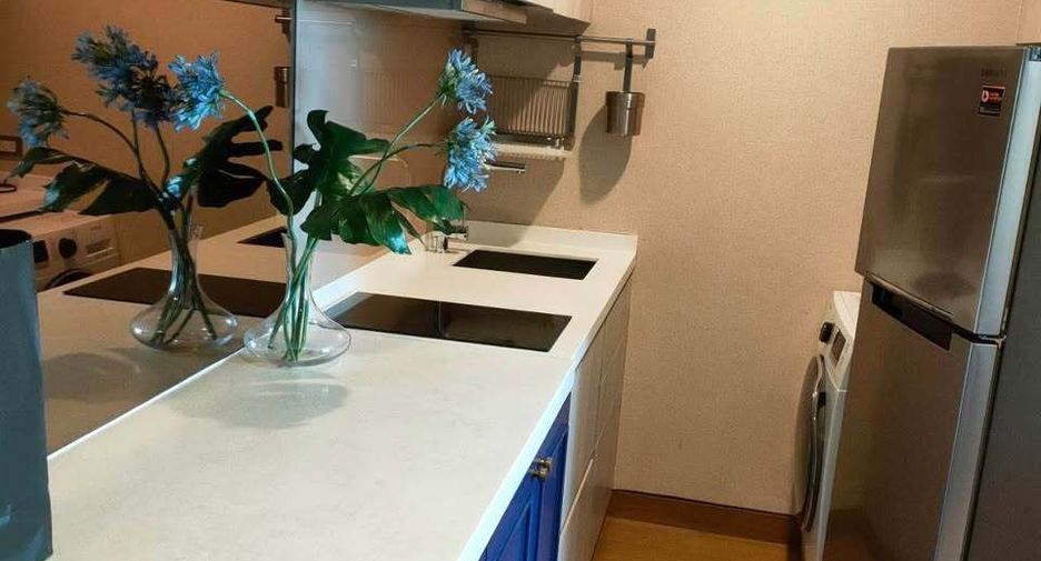 For rent 1 bed condo in Khlong Toei, Bangkok