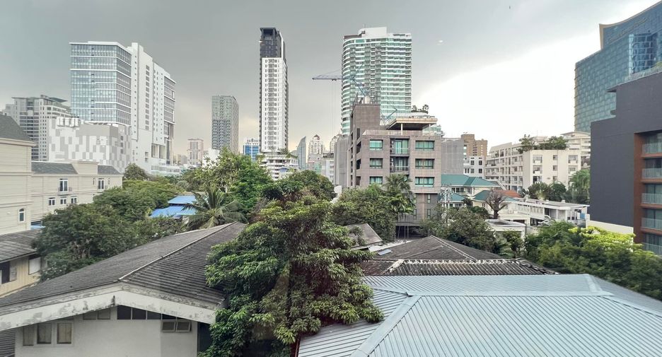 ให้เช่า 2 ห้องนอน คอนโด ใน วัฒนา, กรุงเทพฯ