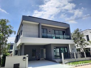 For rent 4 bedrooms house in Bang Phli, Samut Prakan