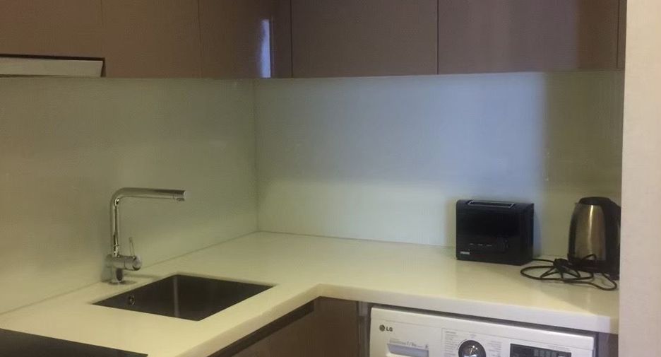 For rent 2 ベッドルーム condo in Khlong Toei, Bangkok