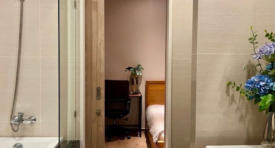 À louer 2 chambres condo à Watthana, Bangkok