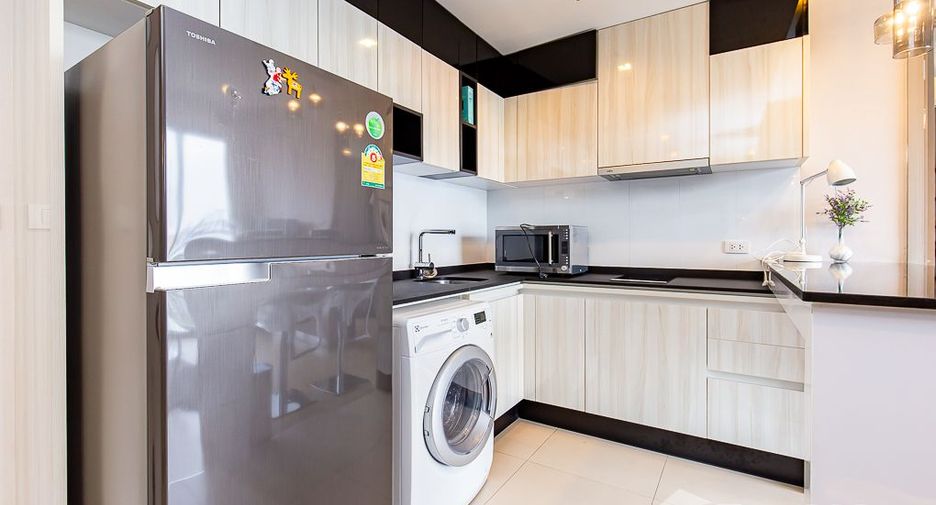 For rent 1 bed condo in Watthana, Bangkok
