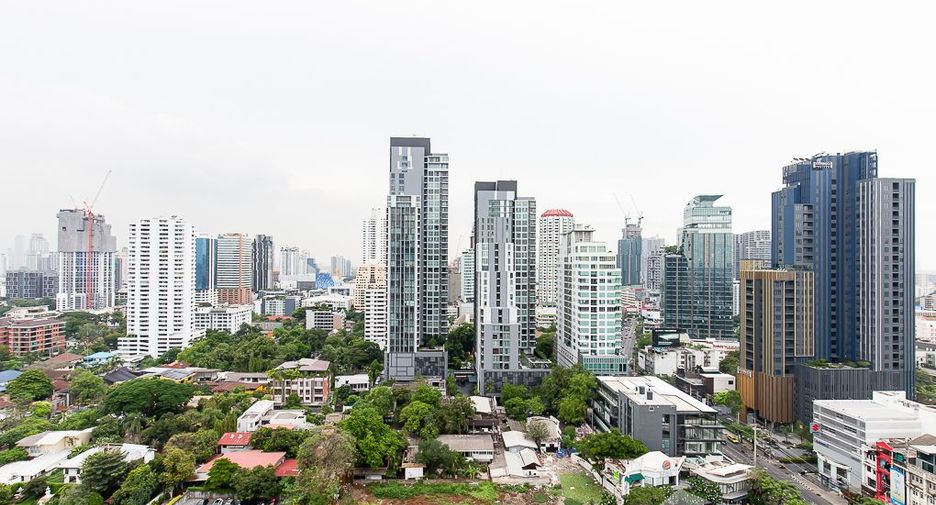 For rent 1 bed condo in Watthana, Bangkok