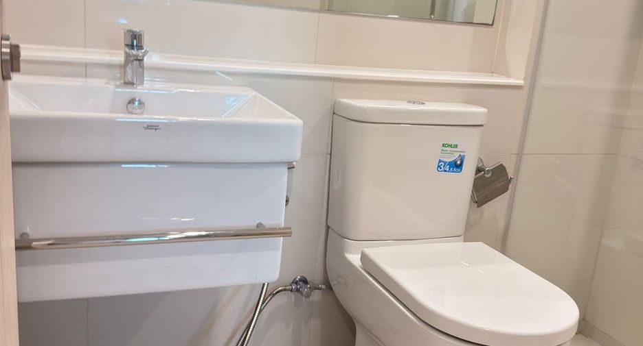 For rent 1 bed condo in Pathum Wan, Bangkok
