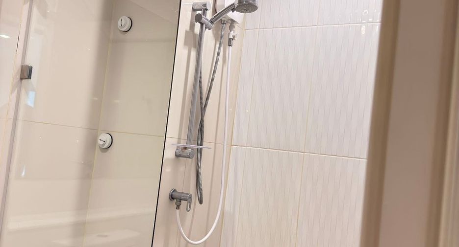 For rent 1 bed condo in Pathum Wan, Bangkok