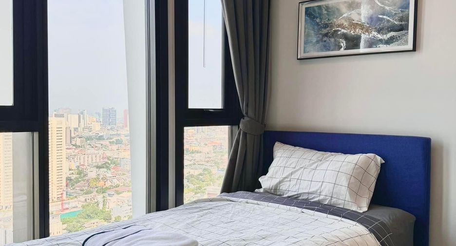 For rent 2 bedrooms condo in Watthana, Bangkok