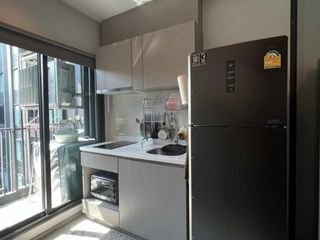 Condo en alquiler de 1 habitaciones en Huai Khwang, Bangkok