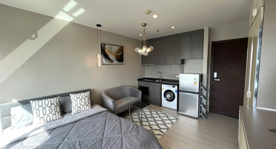For rent 1 bed condo in Huai Khwang, Bangkok