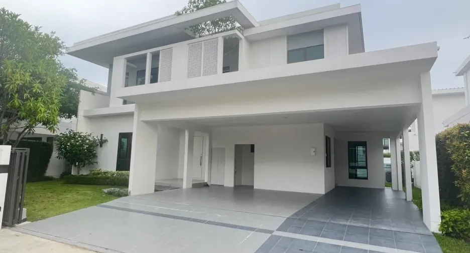 Casa en alquiler de 4 habitaciones en Bang Phli, Samut Prakan